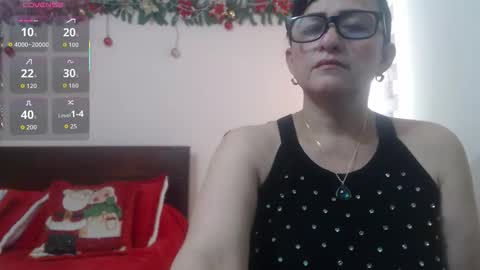 Snapshot of isabeel_sofia01 chatting on 10/25/25, 04:57 Isabeel Sofia online show from 10/25/25, 04:57
