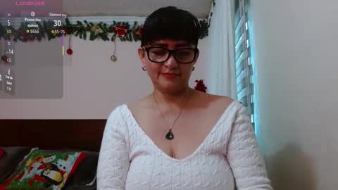 Snapshot of isabeel_sofia01 chatting on 11/22/25, 12:04 Isabeel Sofia online show from 11/22/25, 12:04