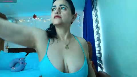Isabeel Sofia online show from 05/24/26, 12:43