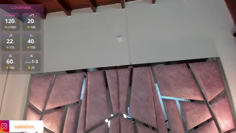 Isabel online show from 01/12/25, 01:42