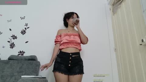 isabela online show from 06/15/26, 05:26