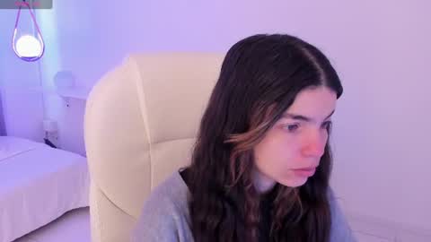 isabela_fiorelli online show from 07/04/26, 01:39