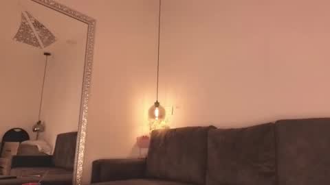 Isabela online show from 01/15/26, 11:59