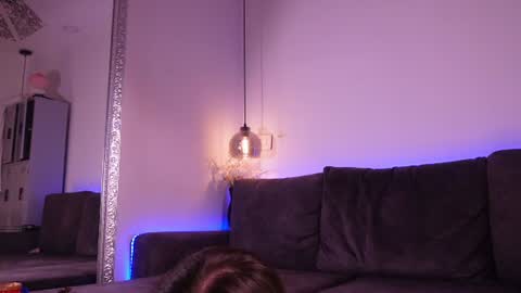 Isabela online show from 06/23/26, 11:52