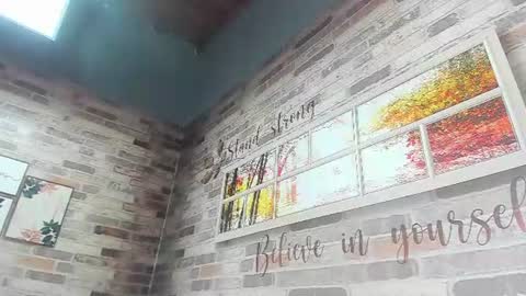 Isabela online show from 06/25/26, 03:49