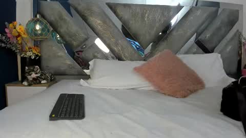 Mommy Isa online show from 02/04/26, 03:23