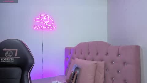 ISABELA  online show from 04/28/26, 11:37