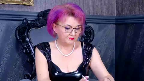 Isabella Conte online show from 01/04/25, 08:28