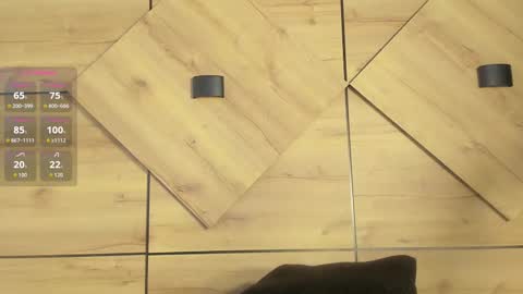 Snapshot of isabelagomez1 chatting on 10/04/25, 08:07  Isabela  online show from 10/04/25, 08:07