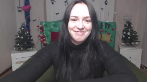 IsabelBlackberry online show from 12/19/25, 06:09