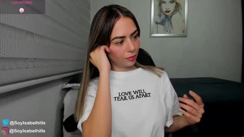 Snapshot of isabelhills chatting on 10/14/25, 11:49 Isa online show from 10/14/25, 11:49