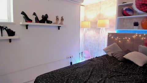 Snapshot of isabelkiss chatting on 03/30/26, 06:25 IsabelKiss online show from 03/30/26, 06:25