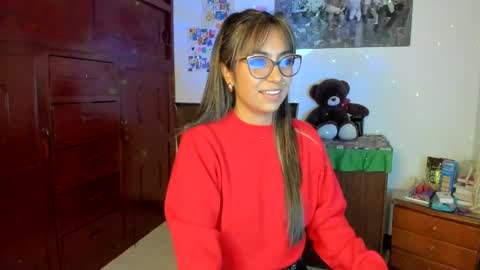 Snapshot of isabella22_1 chatting on 01/28/25, 04:30 Isabella22 1 online show from 01/28/25, 04:30