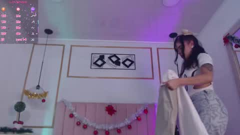 Isa Online 11pm to 5am Colombia time online show from 12/14/25, 11:09