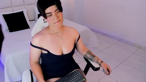 isabella_clarkk online show from 03/12/26, 11:55