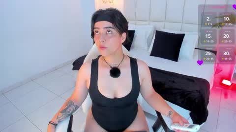 isabella_clarkk online show from 04/16/26, 05:52