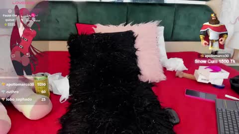 Isabella Coronado online show from 02/04/25, 10:43