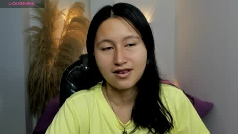Snapshot of isabella_grace18 chatting on 04/18/26, 02:43 Isabella online show from 04/18/26, 02:43