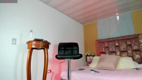 isabella_haddad online show from 10/31/25, 04:24