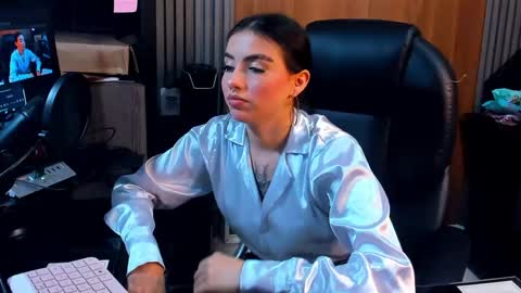 Snapshot of isabella_hv chatting on 06/03/26, 08:14 ISABELLA online show from 06/03/26, 08:14