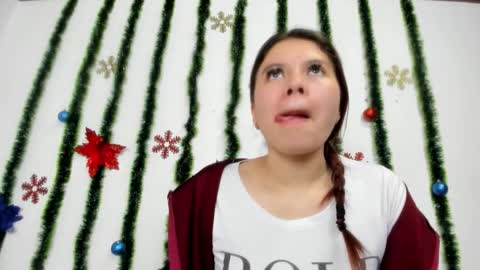 isabella_jaramillo online show from 11/25/25, 12:27