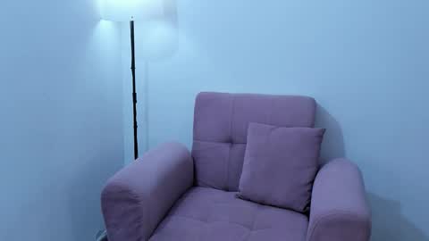 ISABELLA online show from 10/03/25, 11:57