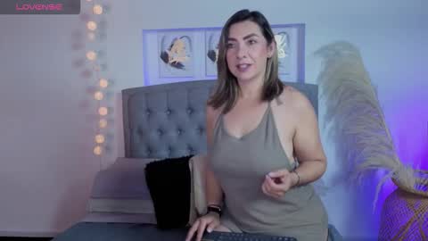   online show from 11/25/25, 10:15