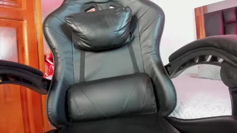 Snapshot of isabella_moon9 chatting on 02/20/26, 12:16 Isabella Moon9 online show from 02/20/26, 12:16