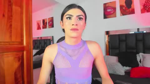 Snapshot of isabella_moon9 chatting on 03/13/26, 11:28 Isabella Moon9 online show from 03/13/26, 11:28