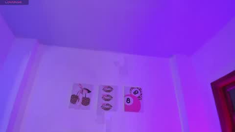 Isabella Moon9 online show from 05/01/26, 12:21