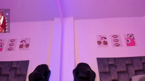 Isabella Moon9 online show from 05/09/26, 11:26