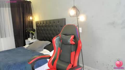 Snapshot of isabella_nowa chatting on 03/07/26, 12:02 Isabella Nowa online show from 03/07/26, 12:02