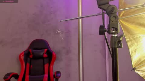 Snapshot of isabella_nowa chatting on 03/20/26, 11:37 Isabella Nowa online show from 03/20/26, 11:37