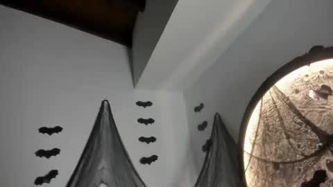 isabella_rosssi1 online show from 10/26/25, 04:51