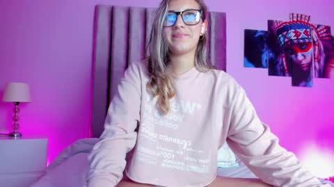 Isabella Rros online show from 02/25/25, 07:09