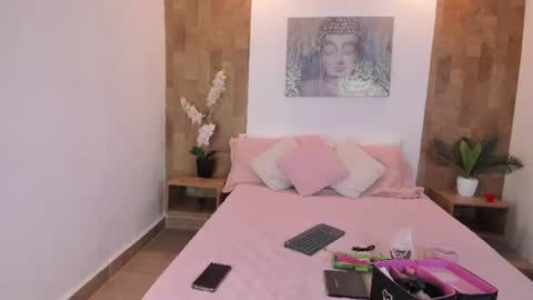 Snapshot of isabella_winkler chatting on 08/01/26, 12:04 isabella_winkler online show from 08/01/26, 12:04