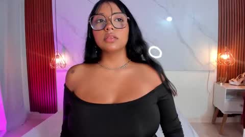 Snapshot of isabella_zc chatting on 11/29/25, 08:45 isabella zc online show from 11/29/25, 08:45