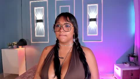 Snapshot of isabella_zc chatting on 06/20/26, 11:46 isabella zc online show from 06/20/26, 11:46