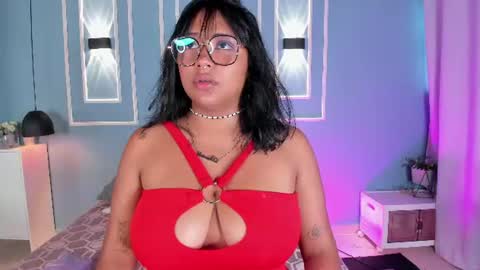 Snapshot of isabella_zc chatting on 07/06/26, 12:02 isabella zc online show from 07/06/26, 12:02