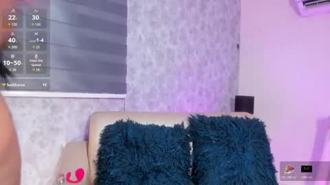 Snapshot of isabellaa23 chatting on 11/26/25, 12:39 isabellaa23 online show from 11/26/25, 12:39