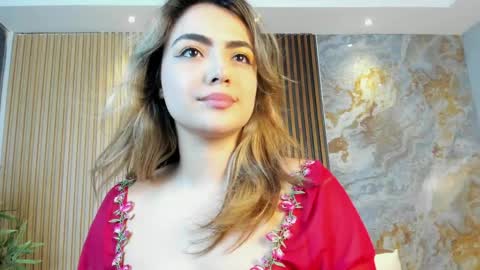 Snapshot of isabellaajoness chatting on 04/12/26, 02:22 Isabella Everyday From 0530 to 1430 Col Time online show from 04/12/26, 02:22