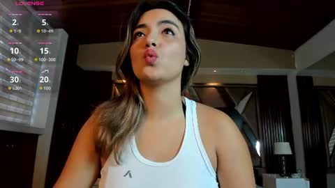 Snapshot of isabellaajoness chatting on 07/06/26, 11:40 Isabella Everyday From 0530 to 1430 Col Time online show from 07/06/26, 11:40