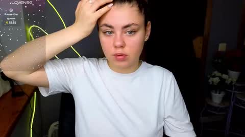 isabellabler online show from 11/19/25, 06:57