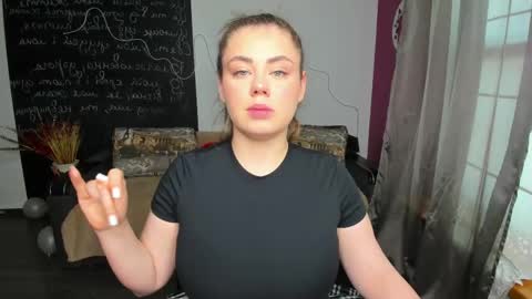 isabellabler online show from 05/04/26, 11:39