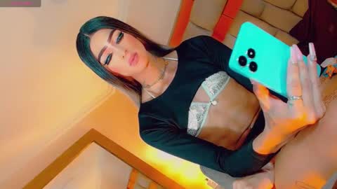 isabellagirs online show from 10/15/25, 03:17