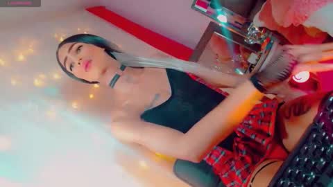 isabellagirs online show from 11/29/25, 07:22