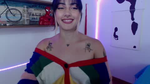 Snapshot of isabellakoff chatting on 01/09/25, 03:12 Tati - online show from 01/09/25, 03:12