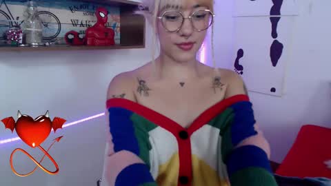 Snapshot of isabellakoff chatting on 02/12/25, 06:09 Tati - online show from 02/12/25, 06:09