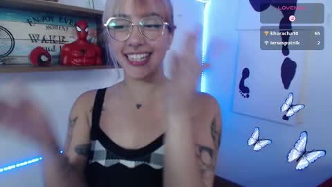 Snapshot of isabellakoff chatting on 03/06/25, 06:05 Tati - online show from 03/06/25, 06:05