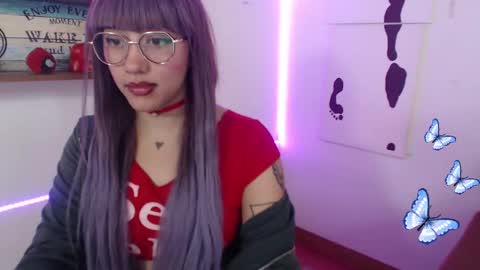 Snapshot of isabellakoff chatting on 03/12/25, 03:07 Tati - online show from 03/12/25, 03:07